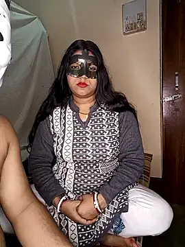 Hot muskaan online show from 4, 12, 2025