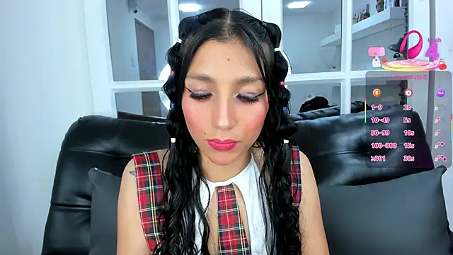 Snapshot of miss___evangeline chatting on 27, 2, 2025 miss   evangeline online show from 27, 2, 2025