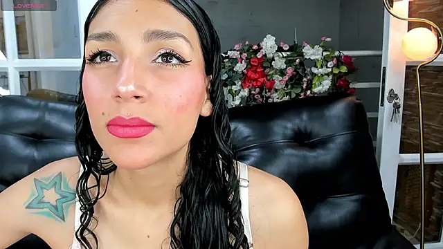 Snapshot of miss___evangeline chatting on 21, 3, 2025 miss   evangeline online show from 21, 3, 2025