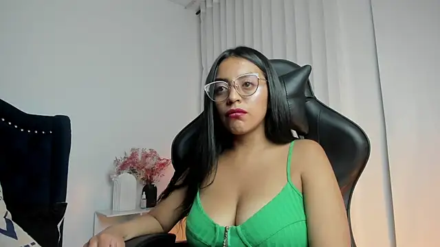 Snapshot of Xewa_ chatting on 21, 2, 2025 Xewa online show from 21, 2, 2025