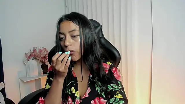 Snapshot of Xewa_ chatting on 2, 3, 2025 Xewa online show from 2, 3, 2025