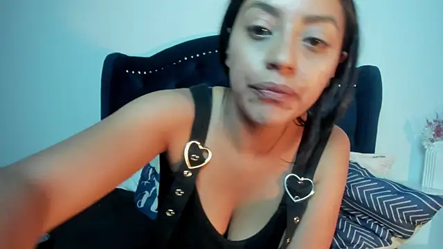 Snapshot of Xewa_ chatting on 7, 3, 2025 Xewa online show from 7, 3, 2025