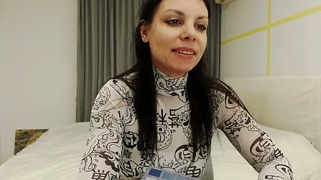 Snapshot of MissAprilBlack chatting on 29, 10, 2025 MissAprilBlack online show from 29, 10, 2025