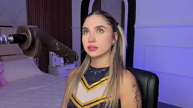EmiilyHendriixx online show from 12, 2, 2025