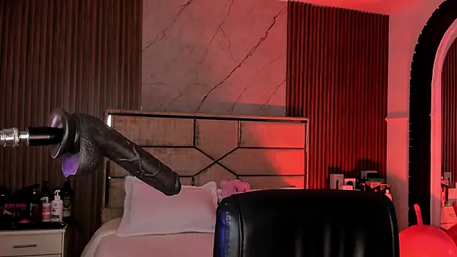 EmiilyHendriixx online show from 16, 9, 2025