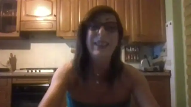Snapshot of Tiabet chatting on 4, 8, 2026 Tiabet online show from 4, 8, 2026