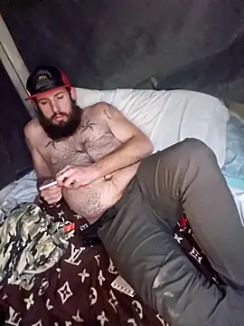 StruggleSnuggles online show from 25, 2, 2025