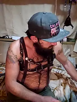 StruggleSnuggles online show from 29, 10, 2025