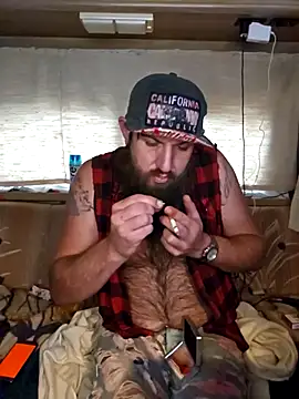 StruggleSnuggles online show from 21, 11, 2025