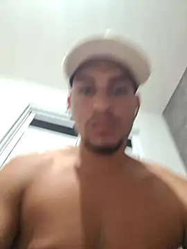Snapshot of Babyandres93 chatting on 10, 1, 2025 Babyandres93 online show from 10, 1, 2025