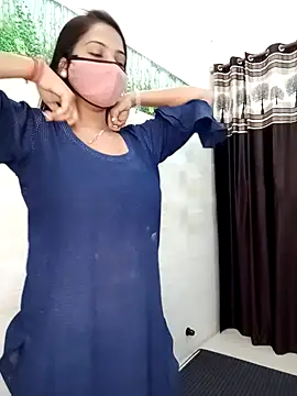 Snapshot of Best-Couple chatting on 25, 1, 2025 Best-Couple online show from 25, 1, 2025