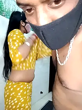 Snapshot of Best-Couple chatting on 6, 2, 2025 Best-Couple online show from 6, 2, 2025