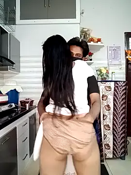 Snapshot of Best-Couple chatting on 9, 2, 2025 Best-Couple online show from 9, 2, 2025