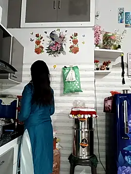 Snapshot of Best-Couple chatting on 18, 9, 2025 Best-Couple online show from 18, 9, 2025