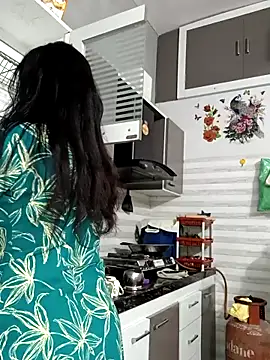 Snapshot of Best-Couple chatting on 27, 9, 2025 Best-Couple online show from 27, 9, 2025