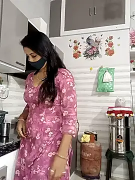 Snapshot of Best-Couple chatting on 6, 10, 2025 Best-Couple online show from 6, 10, 2025