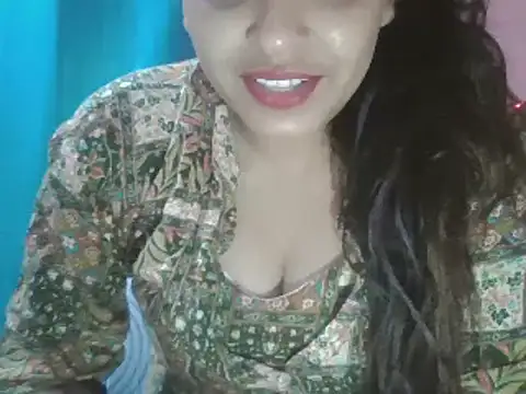Hot-shanvi online show from 9, 3, 2025