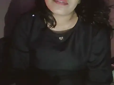 Hot-shanvi online show from 5, 10, 2025