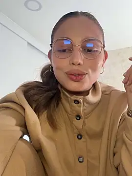 Snapshot of Anaruso chatting on 22, 3, 2025 Anaruso online show from 22, 3, 2025