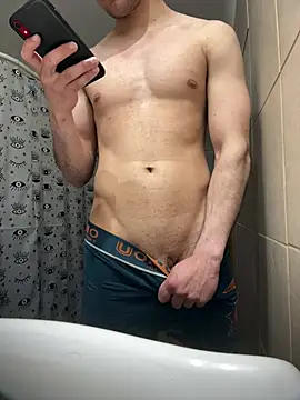 Snapshot of xanaxlil68 chatting on 4, 1, 2025 xanaxlil68 online show from 4, 1, 2025