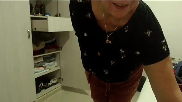 milchanel online show from 28, 1, 2025