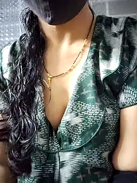 lovelygirl4567 online show from 14, 1, 2025