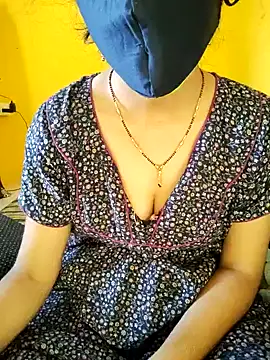 lovelygirl4567 online show from 5, 2, 2025