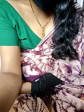 lovelygirl4567 online show from 12, 2, 2025