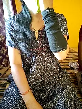 lovelygirl4567 online show from 13, 2, 2025