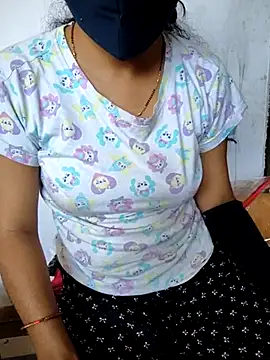 lovelygirl4567 online show from 15, 2, 2025