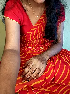 Snapshot of lovelygirl4567 chatting on 17, 10, 2025 lovelygirl4567 online show from 17, 10, 2025