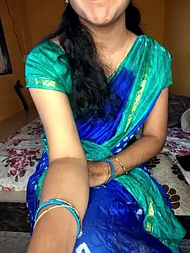Snapshot of lovelygirl4567 chatting on 21, 10, 2025 lovelygirl4567 online show from 21, 10, 2025