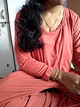 Snapshot of lovelygirl4567 chatting on 7, 2, 2026 lovelygirl4567 online show from 7, 2, 2026