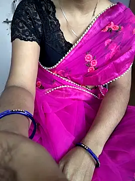 Snapshot of lovelygirl4567 chatting on 9, 2, 2026 lovelygirl4567 online show from 9, 2, 2026