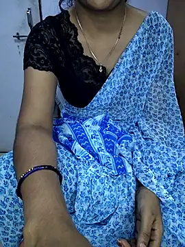 Snapshot of lovelygirl4567 chatting on 11, 2, 2026 lovelygirl4567 online show from 11, 2, 2026