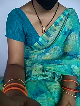 lovelygirl4567 online show from 12, 3, 2026