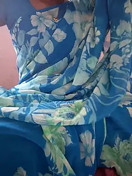 lovelygirl4567 online show from 13, 4, 2026