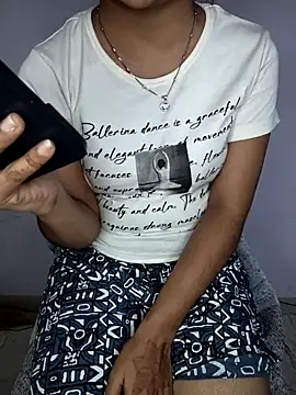 lovelygirl4567 online show from 11, 5, 2026