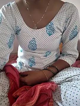 lovelygirl4567 online show from 16, 5, 2026