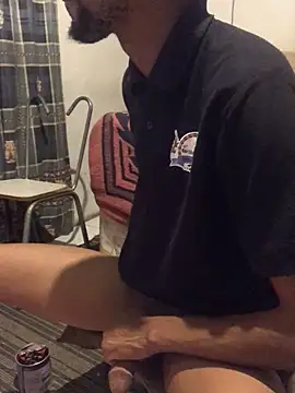 Snapshot of MKbesxxx chatting on 18, 10, 2025 MKbesxxx online show from 18, 10, 2025