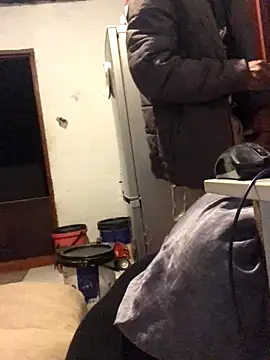 Snapshot of MKbesxxx chatting on 20, 10, 2025 MKbesxxx online show from 20, 10, 2025