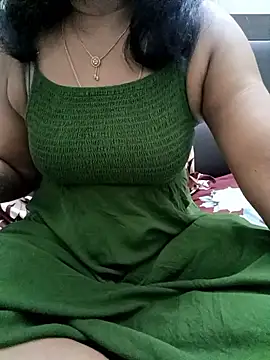 Snapshot of Tamil_Vishalini chatting on 8, 11, 2025 Tamil Vishalini online show from 8, 11, 2025