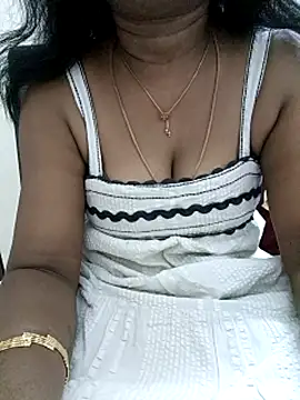 Snapshot of Tamil_Vishalini chatting on 9, 11, 2025 Tamil Vishalini online show from 9, 11, 2025