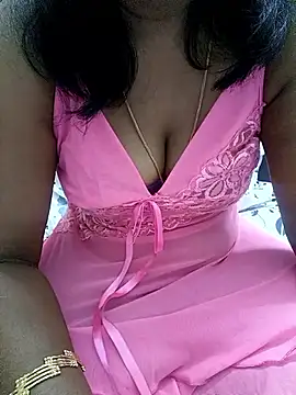 Snapshot of Tamil_Vishalini chatting on 17, 11, 2025 Tamil Vishalini online show from 17, 11, 2025