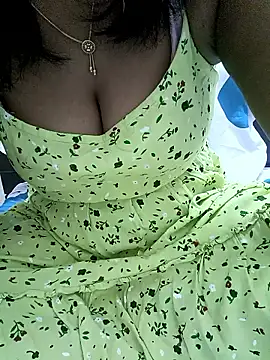 Snapshot of Tamil_Vishalini chatting on 7, 1, 2026 Tamil Vishalini online show from 7, 1, 2026