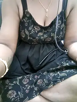 Snapshot of Tamil_Vishalini chatting on 9, 1, 2026 Tamil Vishalini online show from 9, 1, 2026