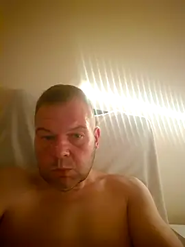 Snapshot of maxmario3 chatting on 11, 6, 2026 maxmario3 online show from 11, 6, 2026