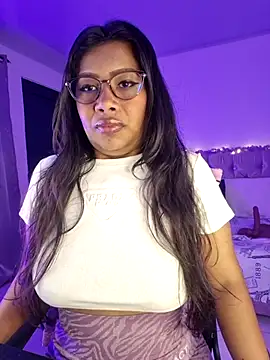 Snapshot of PaulaOrtiz_1 chatting on 6, 10, 2025 PaulaOrtiz 1 online show from 6, 10, 2025