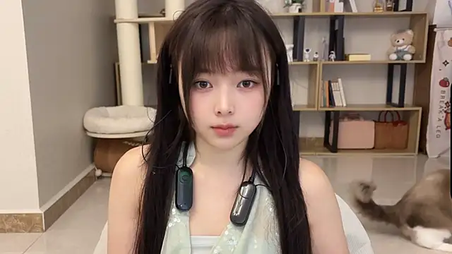 Chenjing0 online show from 11, 10, 2025