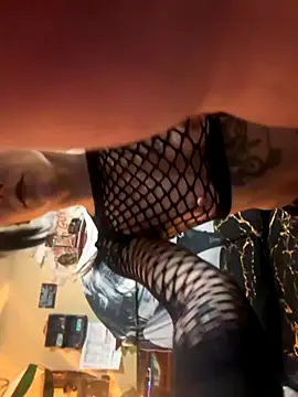 Snapshot of damselaintstressn chatting on 3, 10, 2025 damselaintstressn online show from 3, 10, 2025